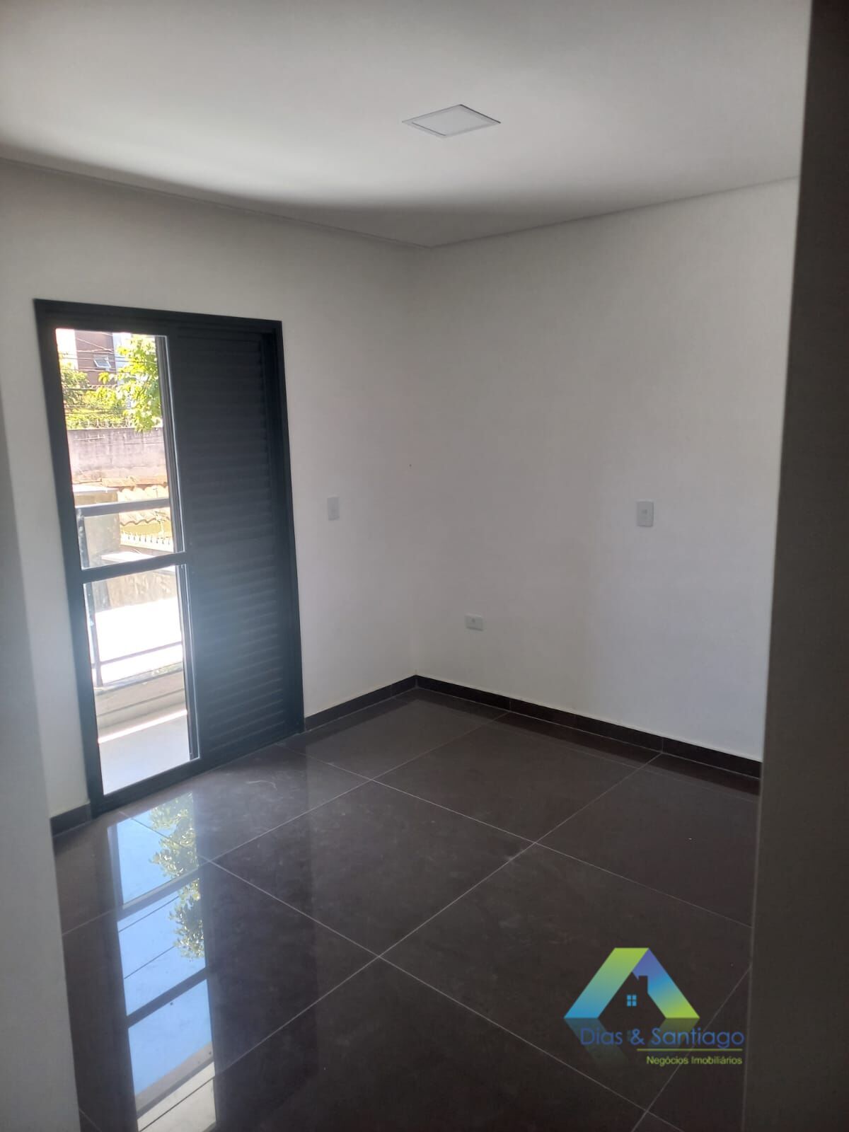 Apartamento à venda com 3 quartos, 75m² - Foto 13