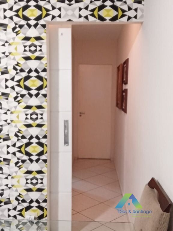 Apartamento à venda com 2 quartos, 60m² - Foto 15