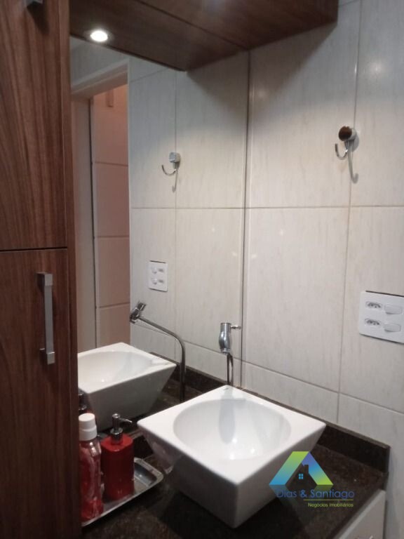 Apartamento à venda com 2 quartos, 60m² - Foto 16