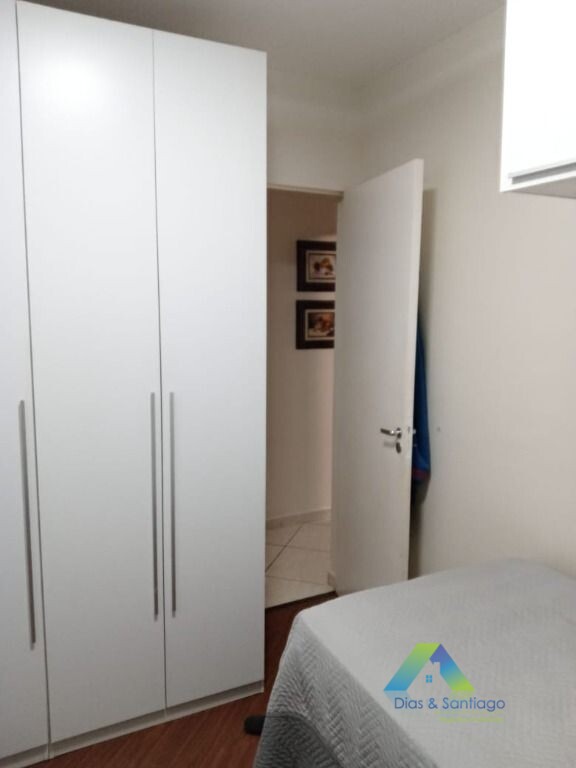 Apartamento à venda com 2 quartos, 60m² - Foto 10