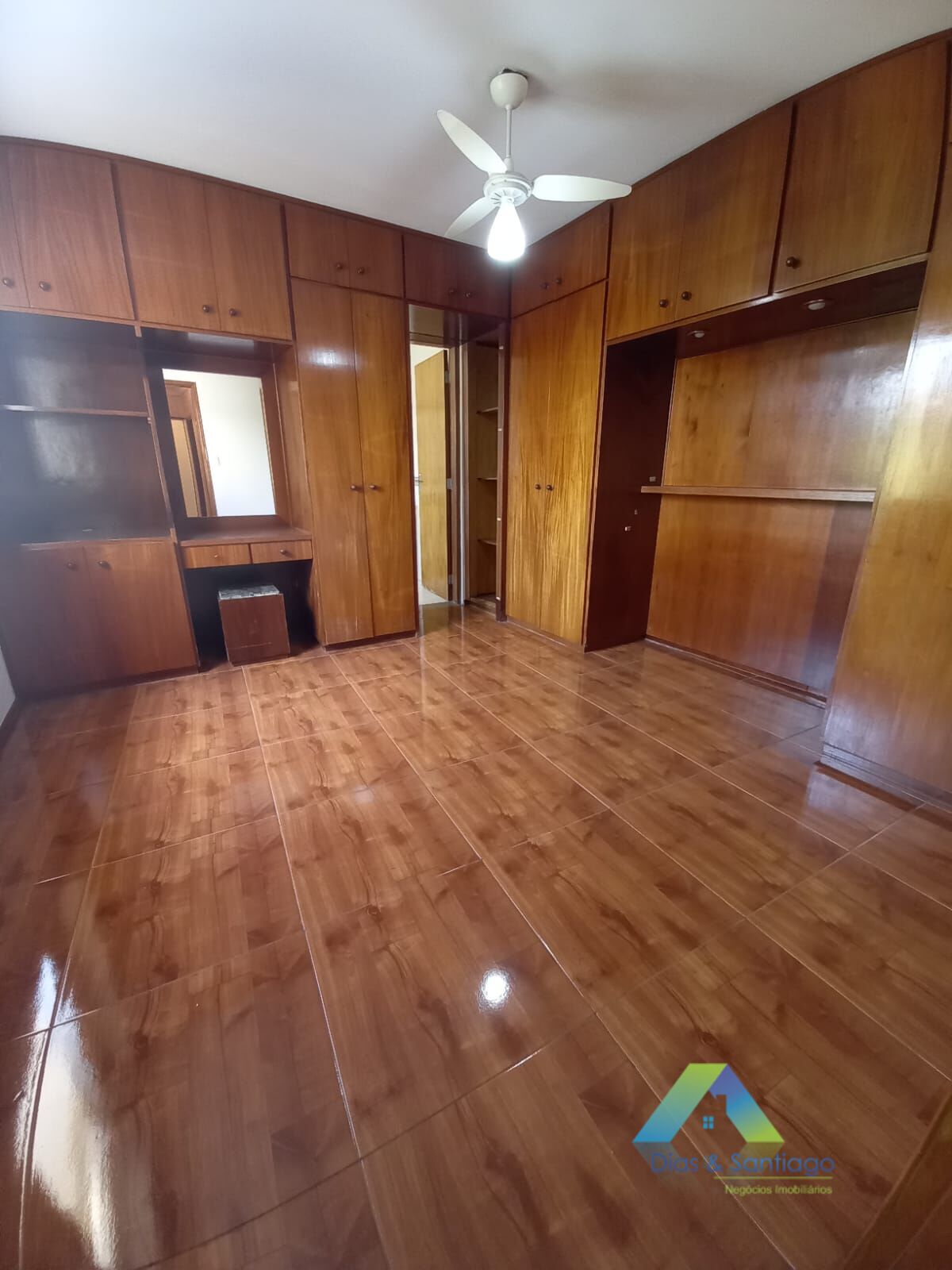 Casa à venda com 3 quartos, 179m² - Foto 10