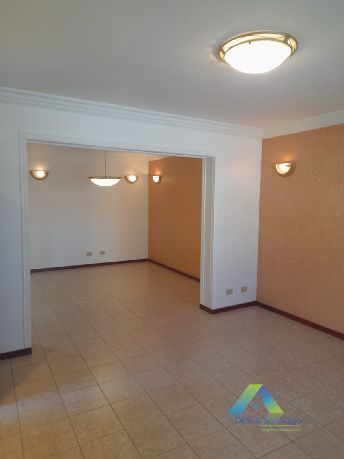 Casa à venda com 3 quartos, 179m² - Foto 6