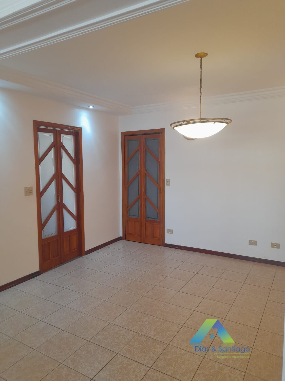 Casa à venda com 3 quartos, 179m² - Foto 5