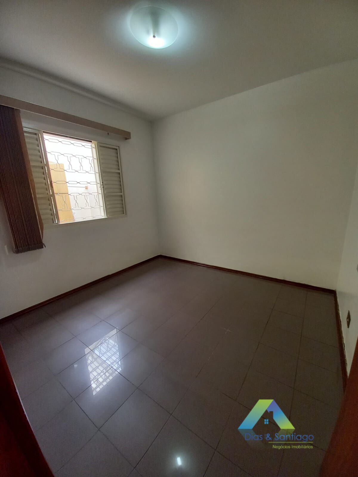 Casa à venda com 3 quartos, 179m² - Foto 13