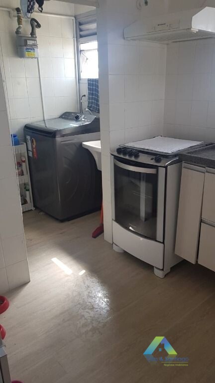 Apartamento à venda com 2 quartos, 64m² - Foto 9