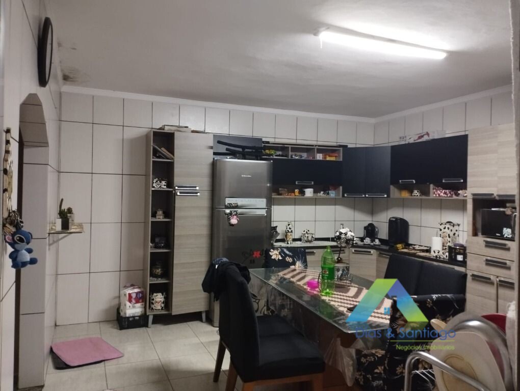 Sobrado à venda com 3 quartos, 145m² - Foto 2