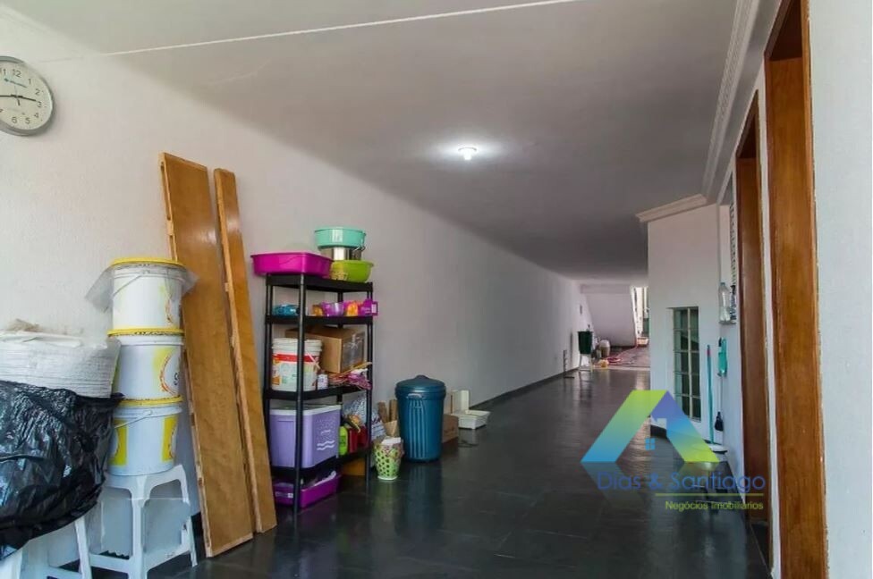 Casa à venda com 3 quartos, 262m² - Foto 47