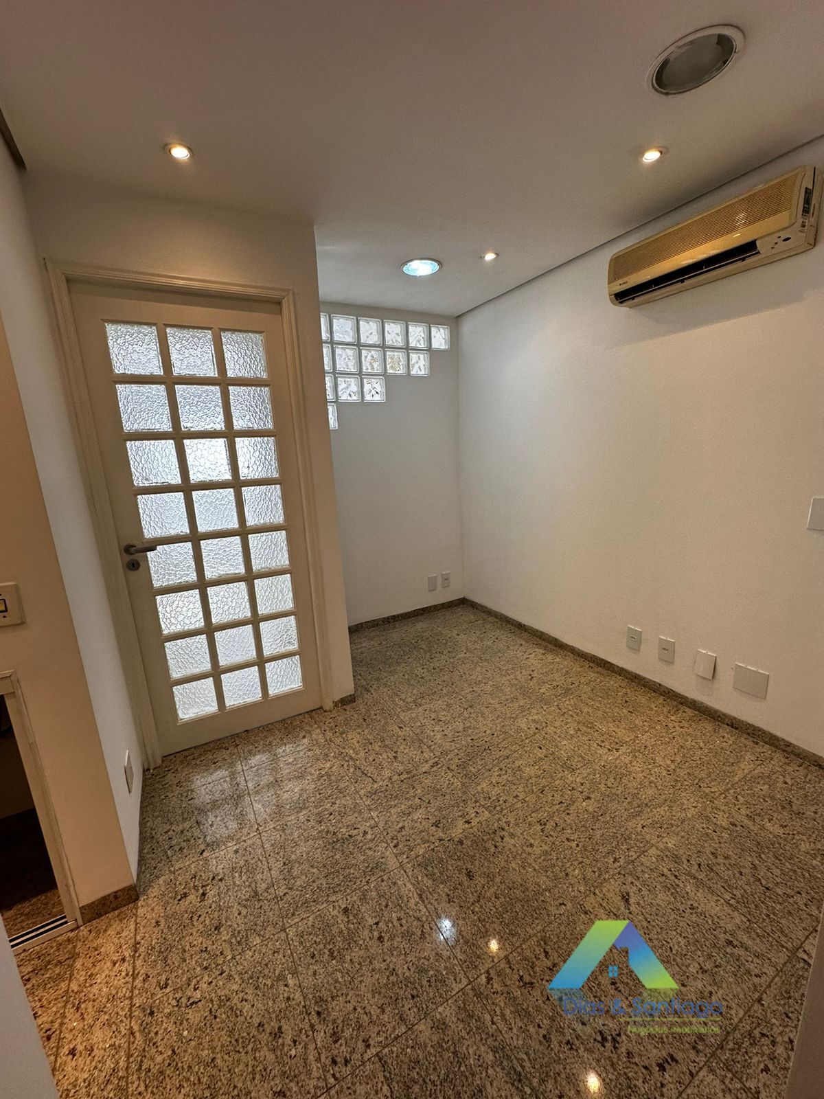 Conjunto Comercial-Sala para alugar, 35m² - Foto 1