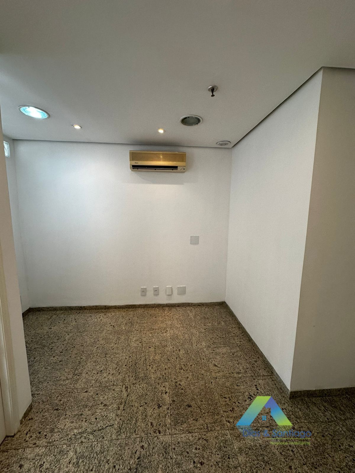 Conjunto Comercial-Sala para alugar, 35m² - Foto 18