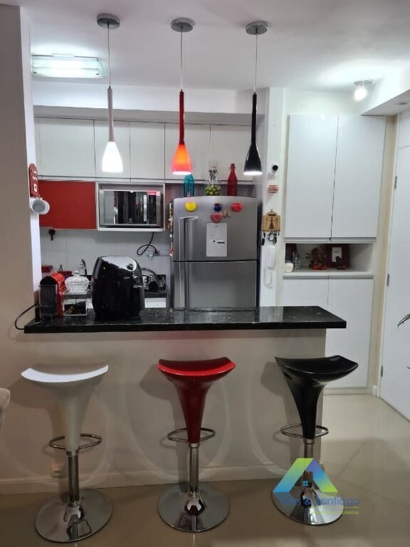 Apartamento à venda com 2 quartos, 64m² - Foto 5