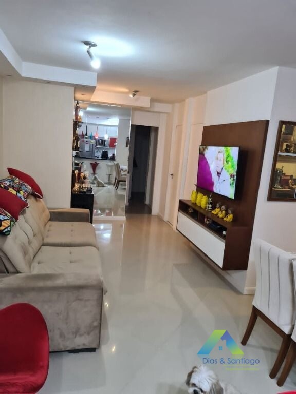 Apartamento à venda com 2 quartos, 64m² - Foto 11