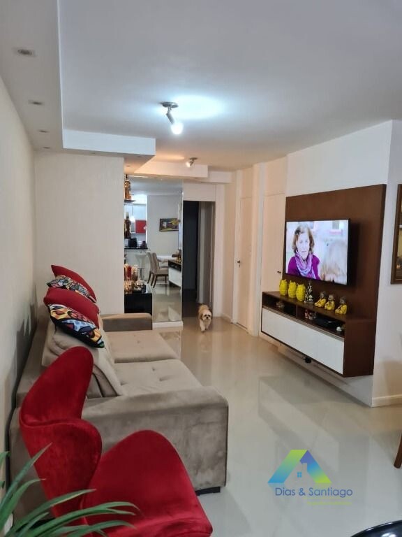 Apartamento à venda com 2 quartos, 64m² - Foto 9