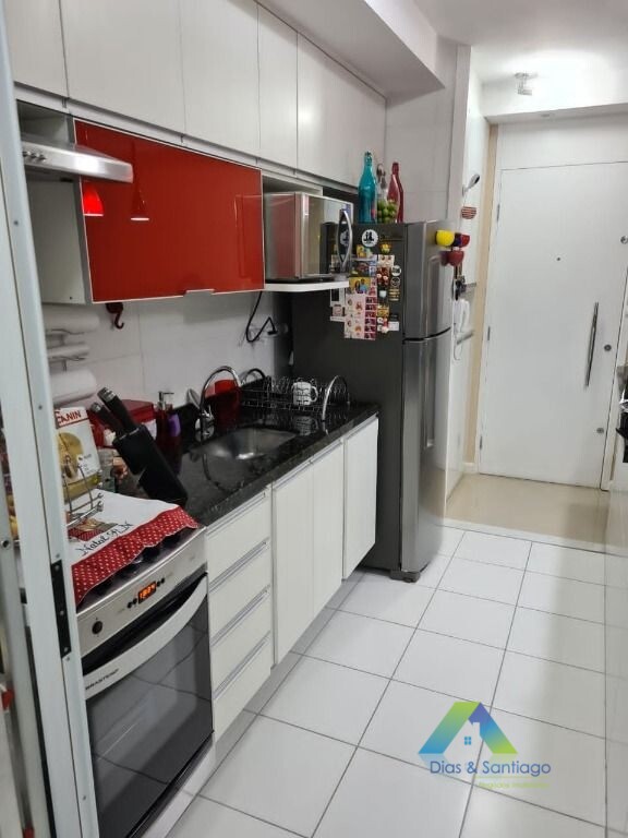 Apartamento à venda com 2 quartos, 64m² - Foto 4