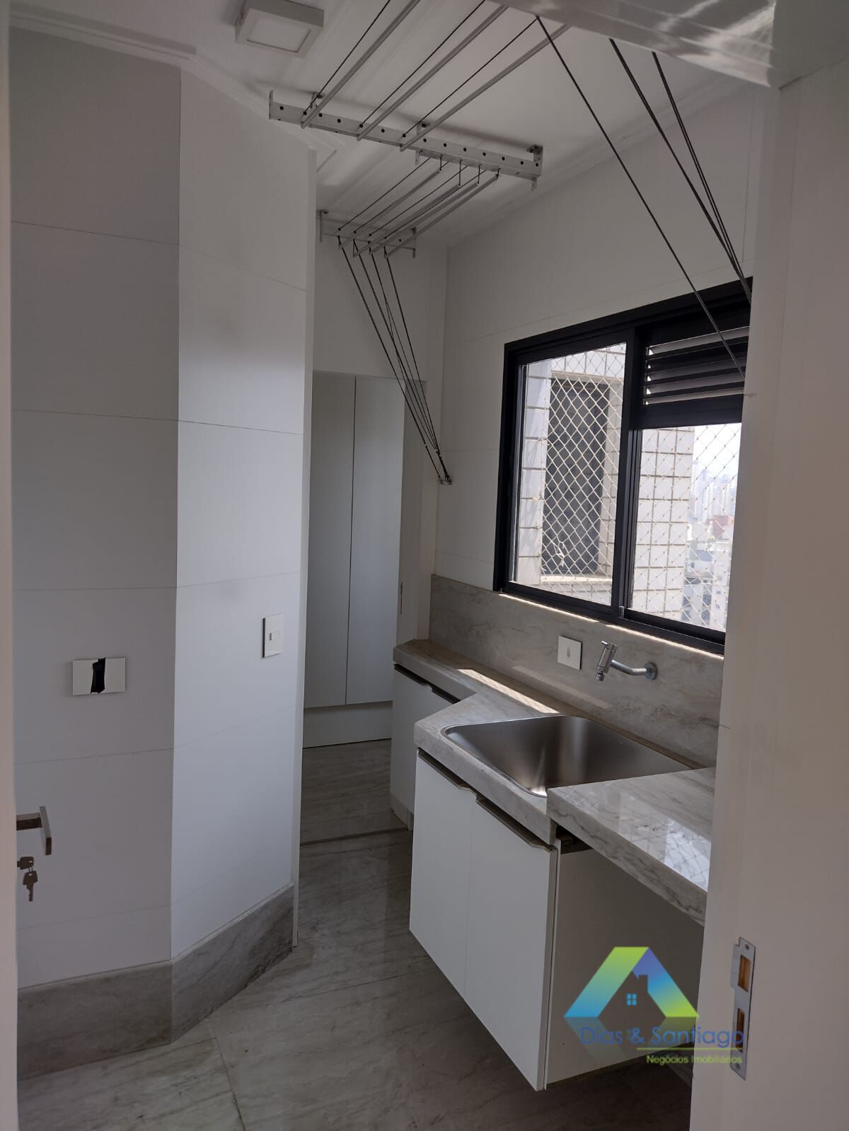 Apartamento à venda com 3 quartos, 170m² - Foto 27