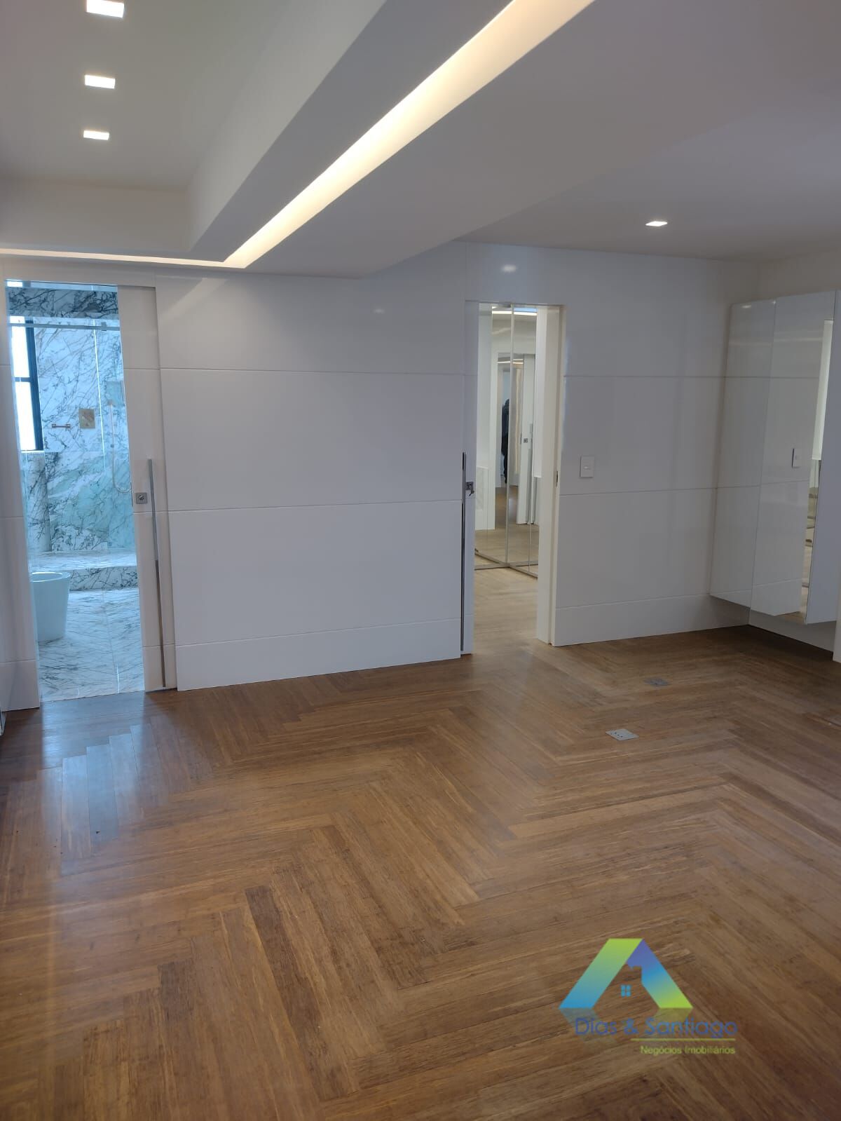 Apartamento à venda com 3 quartos, 170m² - Foto 21