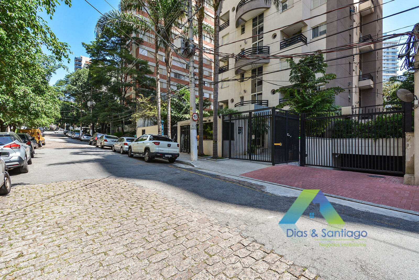 Apartamento à venda com 2 quartos, 66m² - Foto 42