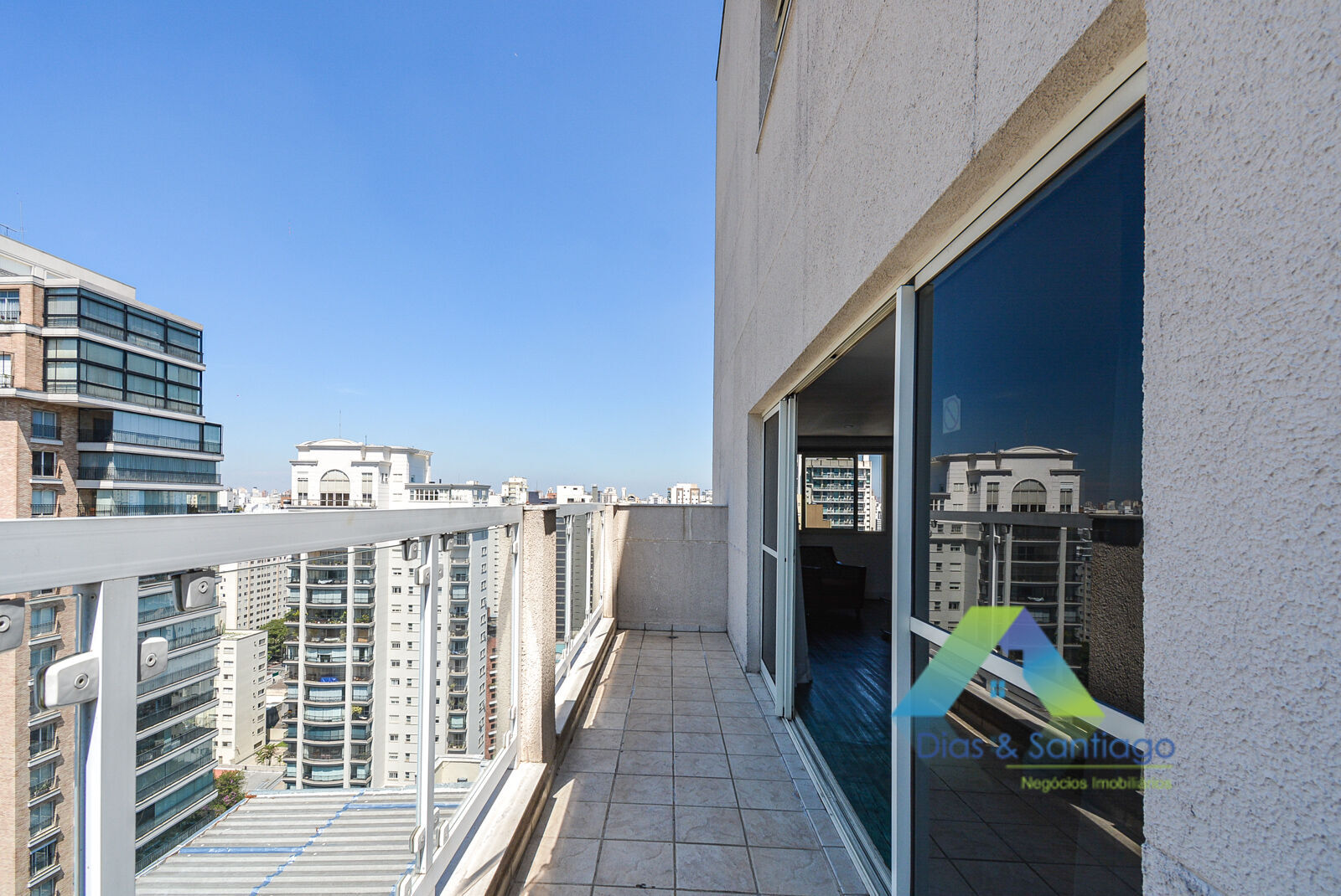 Apartamento à venda com 2 quartos, 66m² - Foto 31