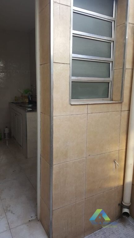 Sobrado à venda com 2 quartos, 86m² - Foto 4