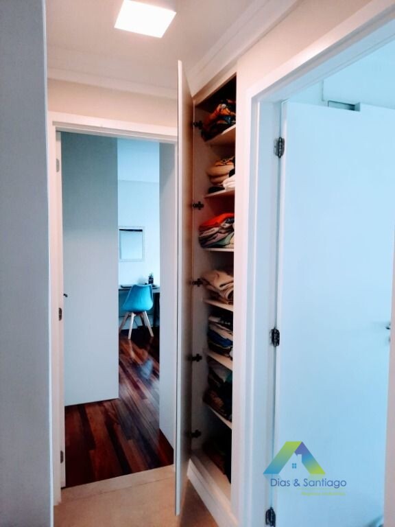 Apartamento à venda com 2 quartos, 68m² - Foto 17