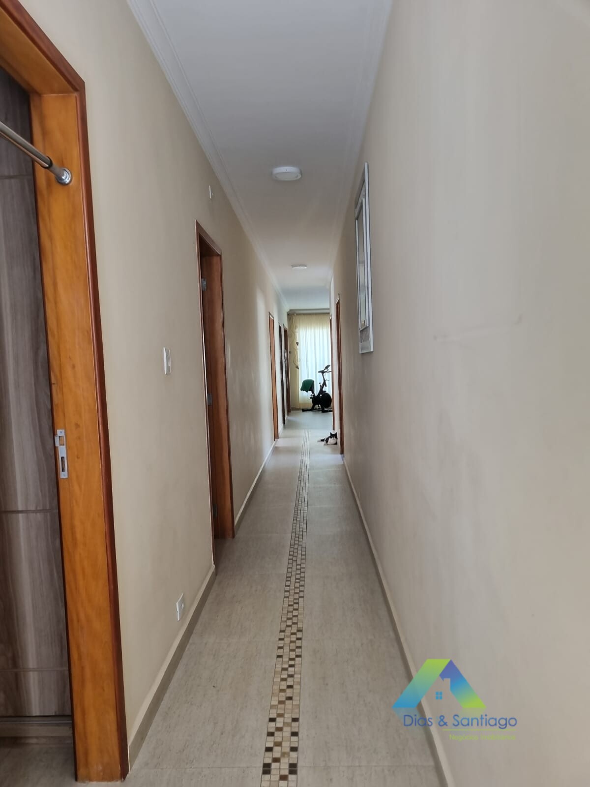 Casa à venda com 4 quartos, 360m² - Foto 11