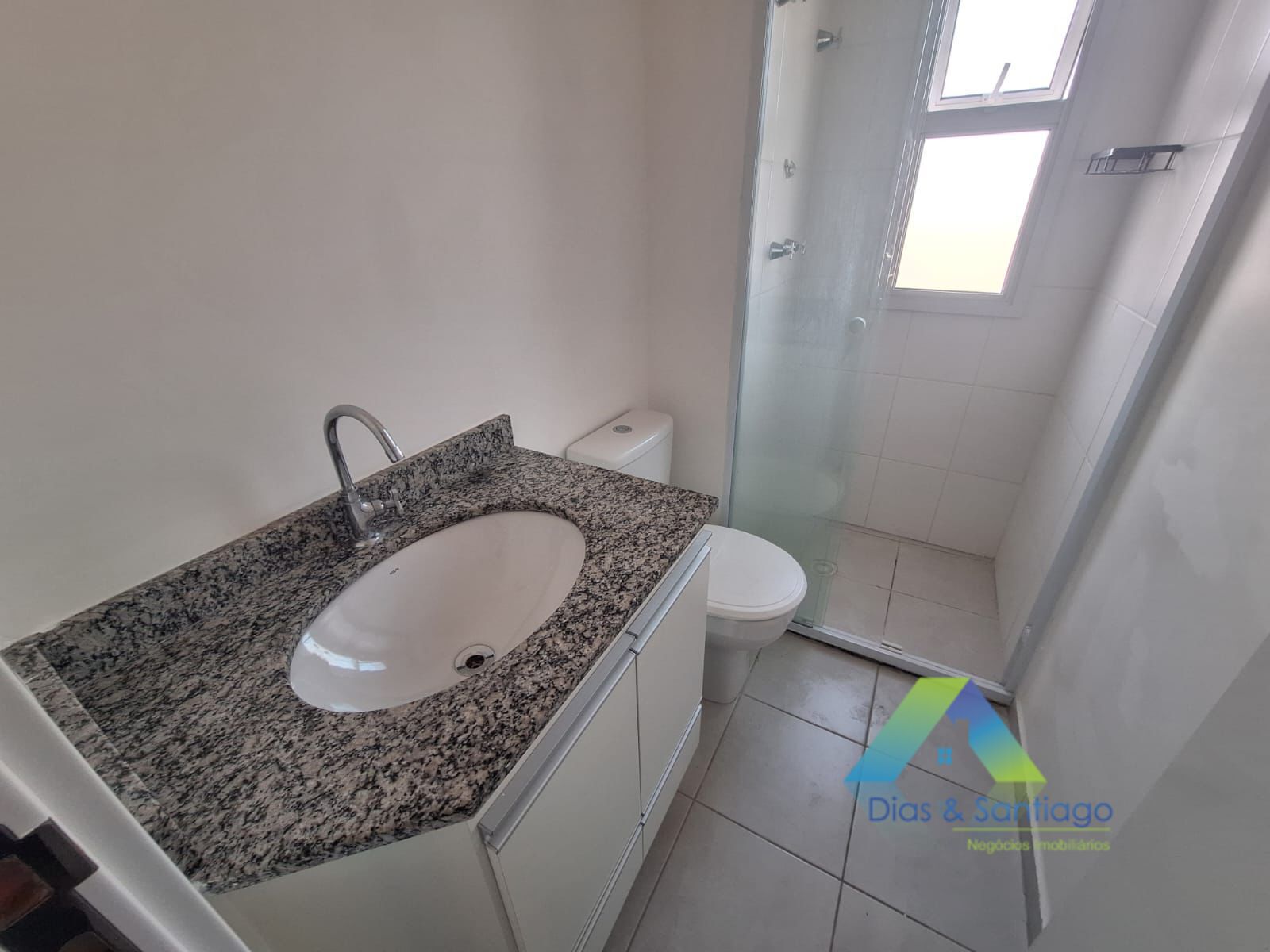 Apartamento para alugar com 2 quartos, 65m² - Foto 14