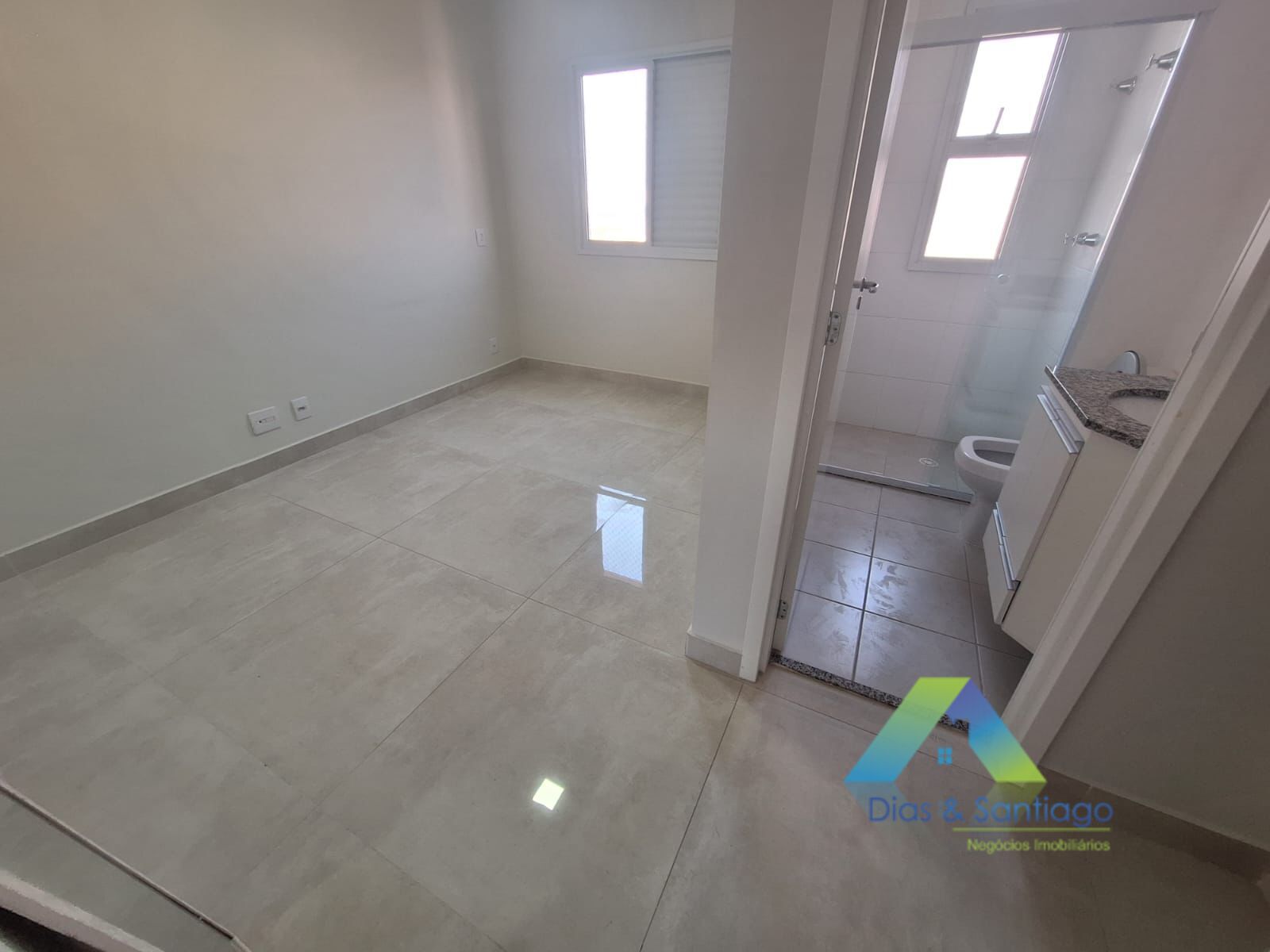 Apartamento para alugar com 2 quartos, 65m² - Foto 6