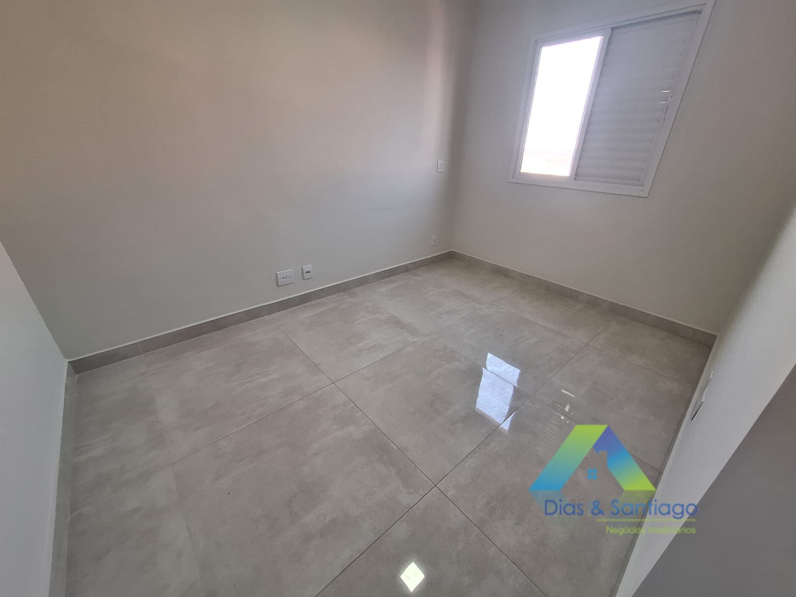 Apartamento para alugar com 2 quartos, 65m² - Foto 8