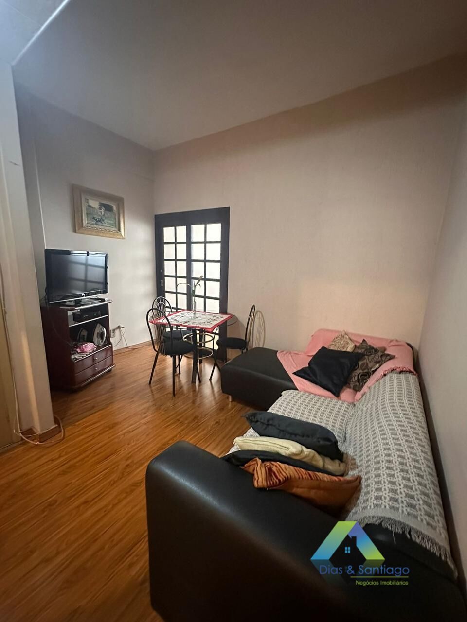 Apartamento à venda com 3 quartos, 106m² - Foto 1