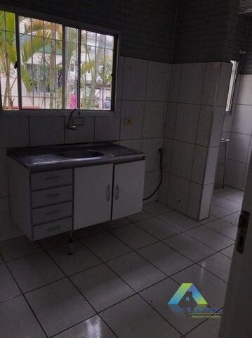 Apartamento à venda com 2 quartos, 60m² - Foto 2