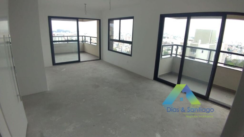 Apartamento à venda com 3 quartos, 161m² - Foto 1