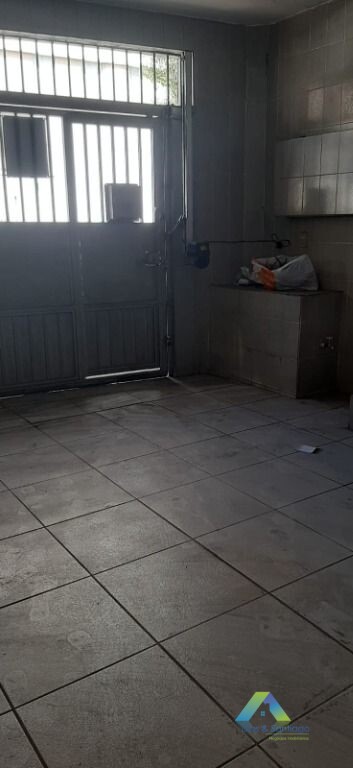 Casa, 2 quartos, 210 m² - Foto 24