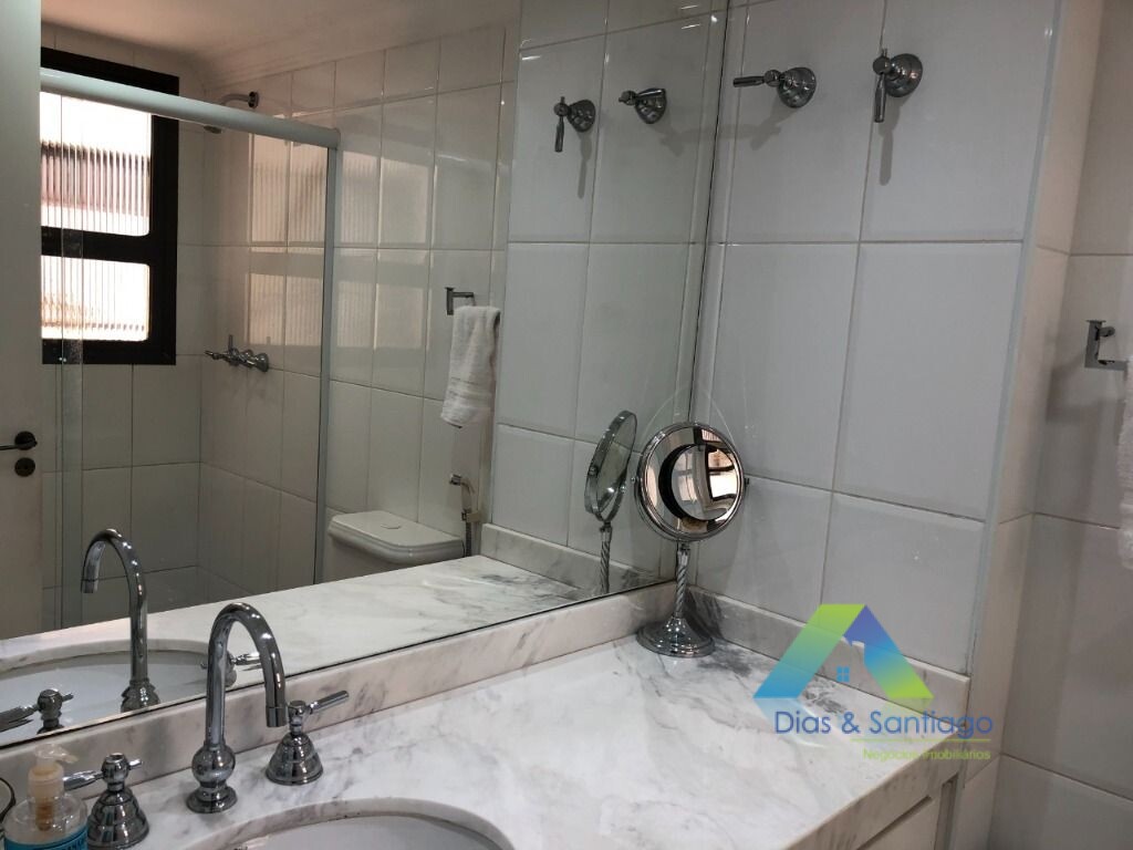 Apartamento à venda com 3 quartos, 139m² - Foto 26