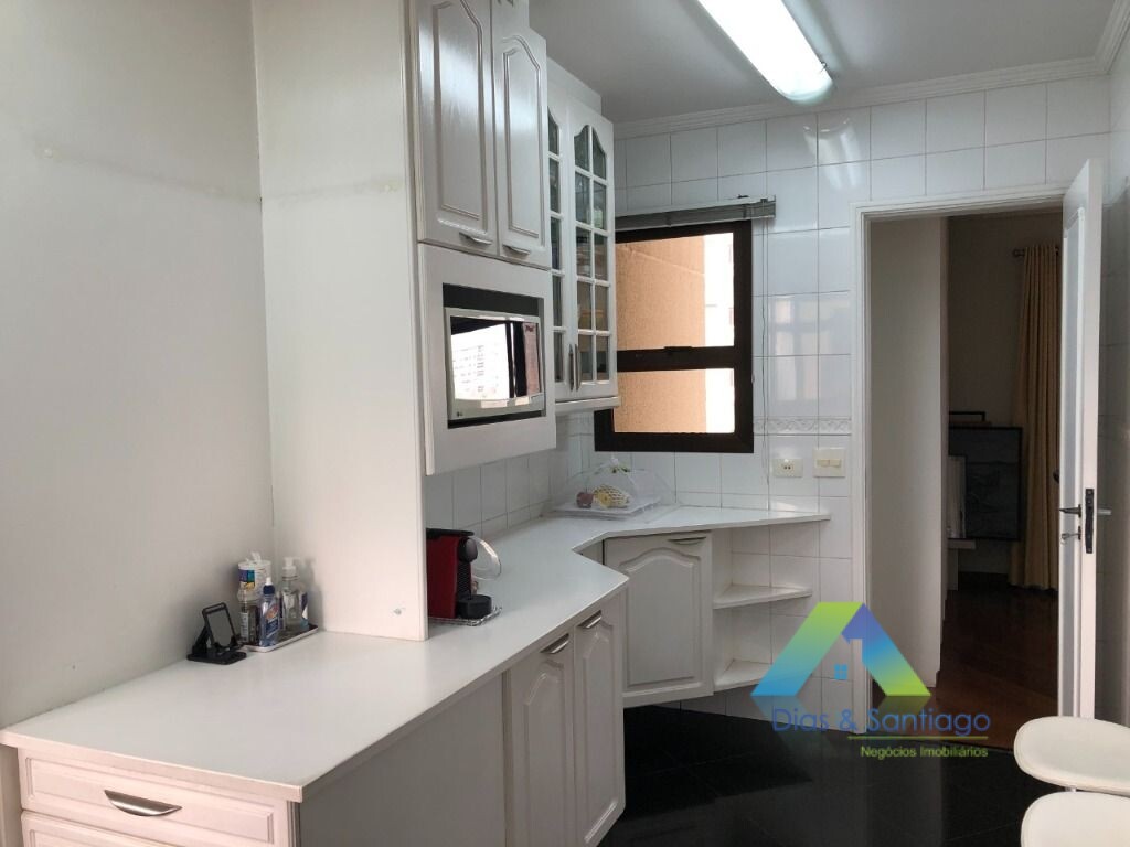 Apartamento à venda com 3 quartos, 139m² - Foto 5