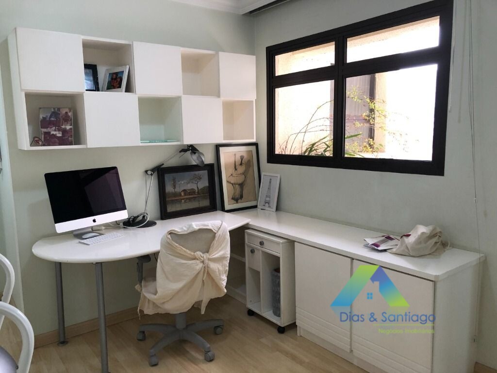 Apartamento à venda com 3 quartos, 139m² - Foto 19