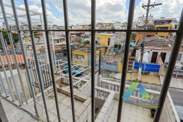 Sobrado à venda com 2 quartos, 127m² - Foto 35