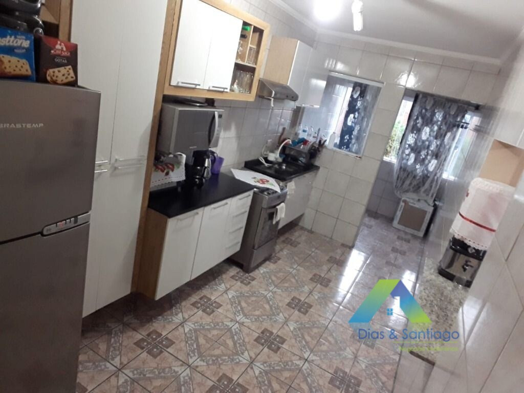 Apartamento à venda com 2 quartos, 85m² - Foto 4