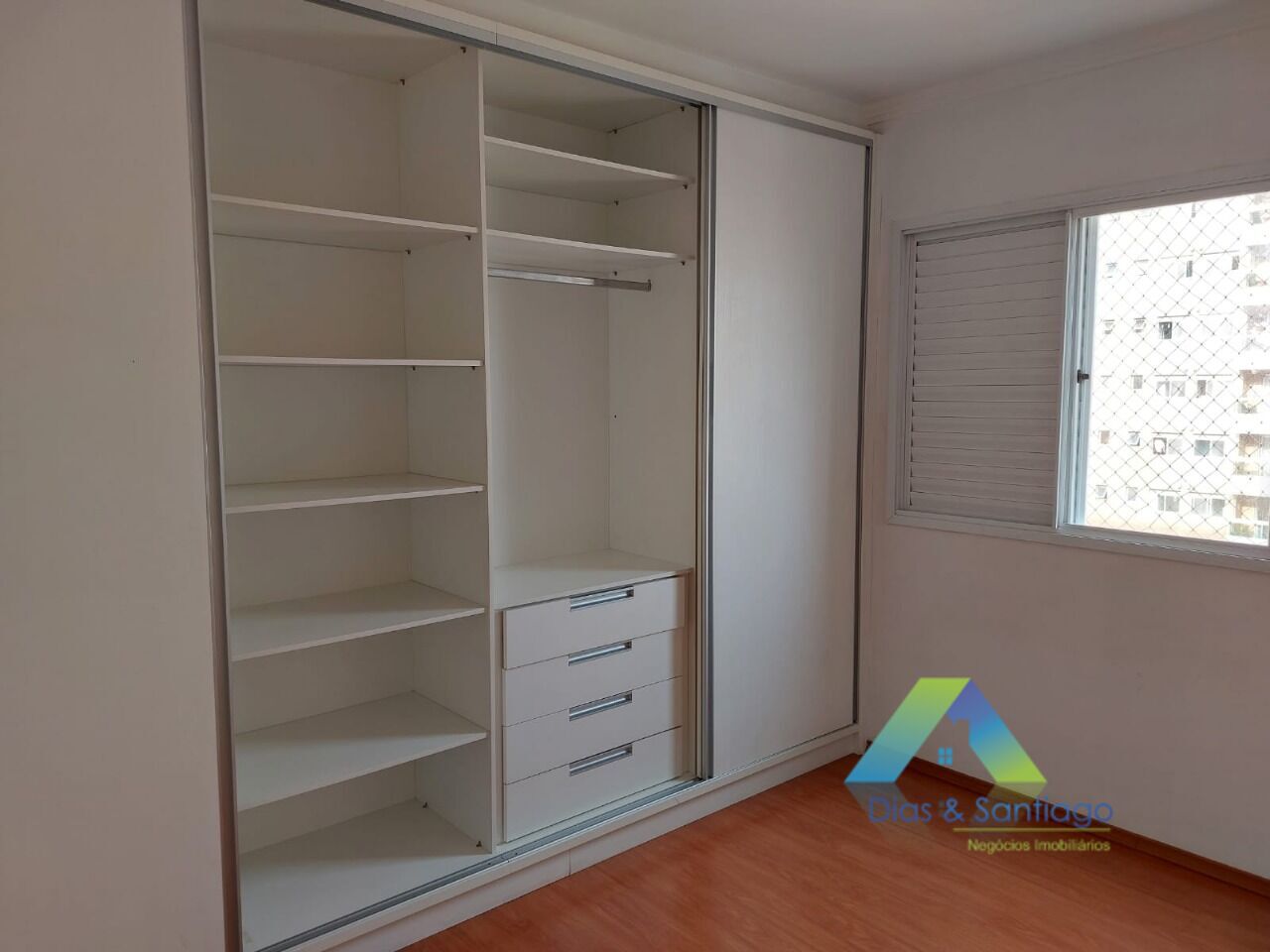 Apartamento à venda com 2 quartos, 67m² - Foto 19