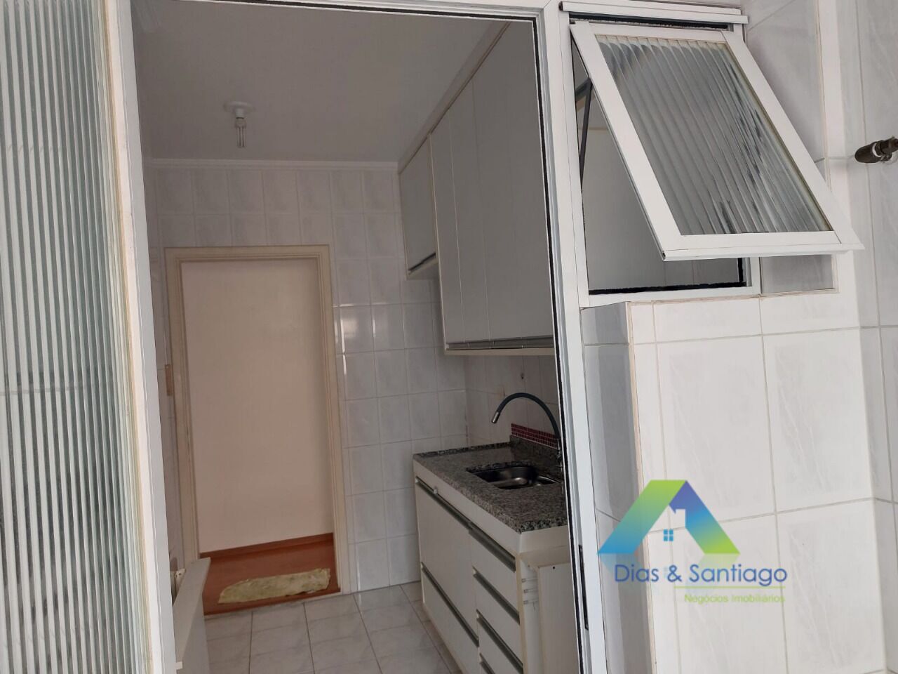 Apartamento à venda com 2 quartos, 67m² - Foto 8