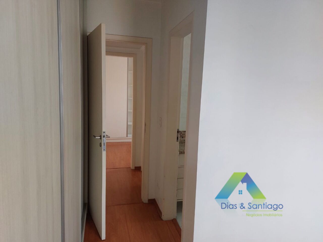 Apartamento à venda com 2 quartos, 67m² - Foto 14