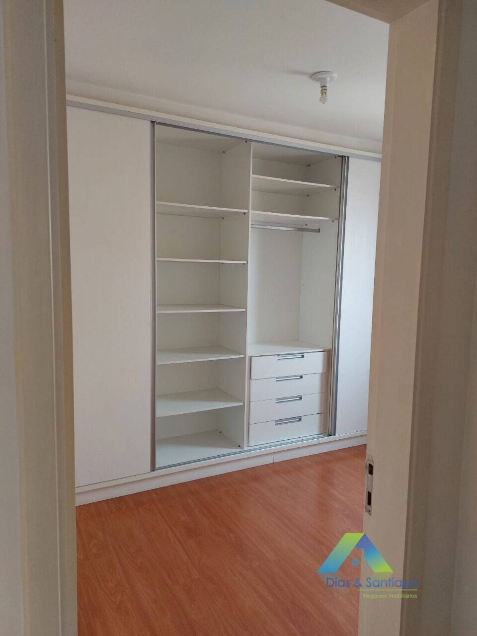 Apartamento à venda com 2 quartos, 67m² - Foto 20