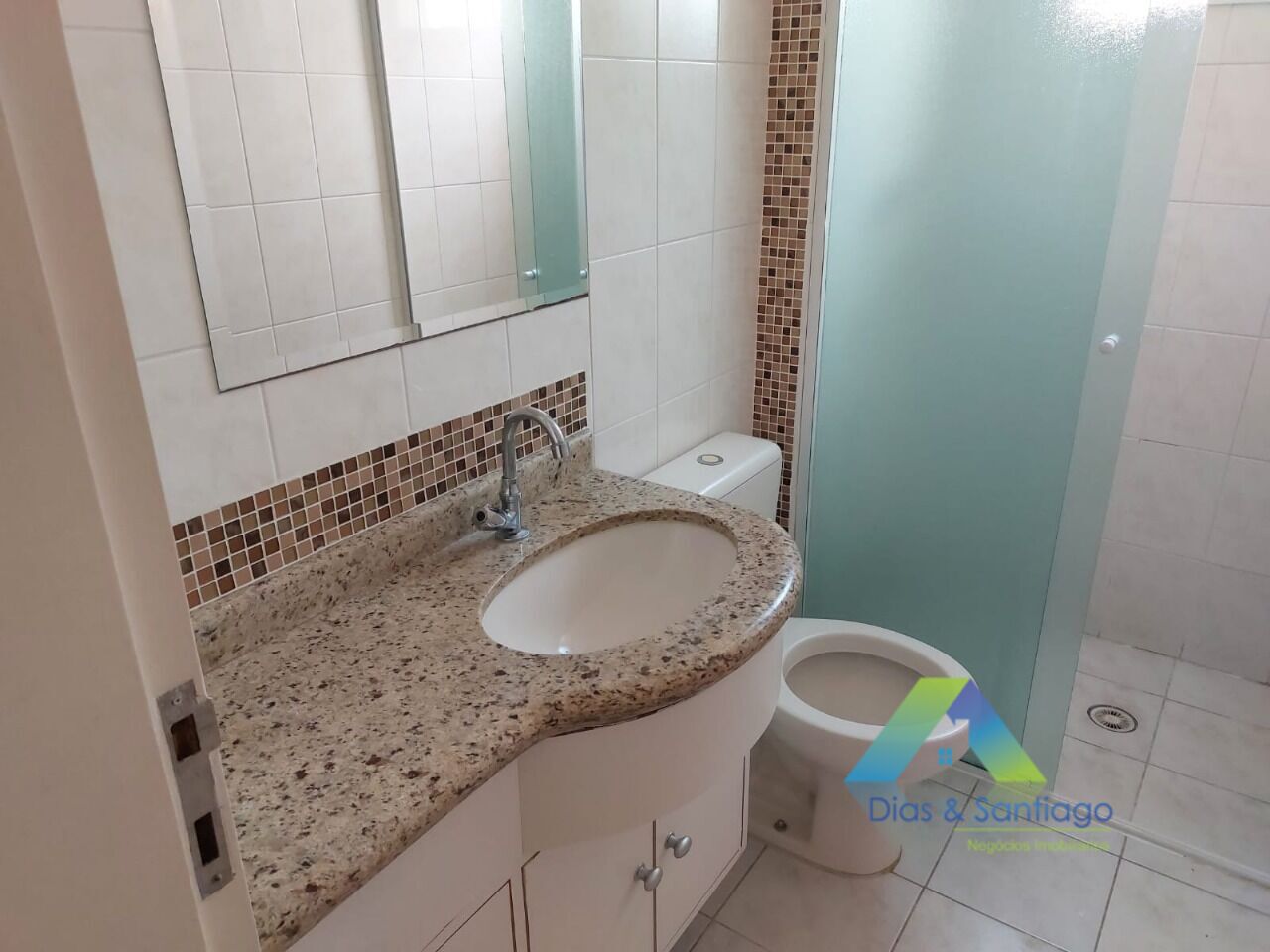 Apartamento à venda com 2 quartos, 67m² - Foto 18