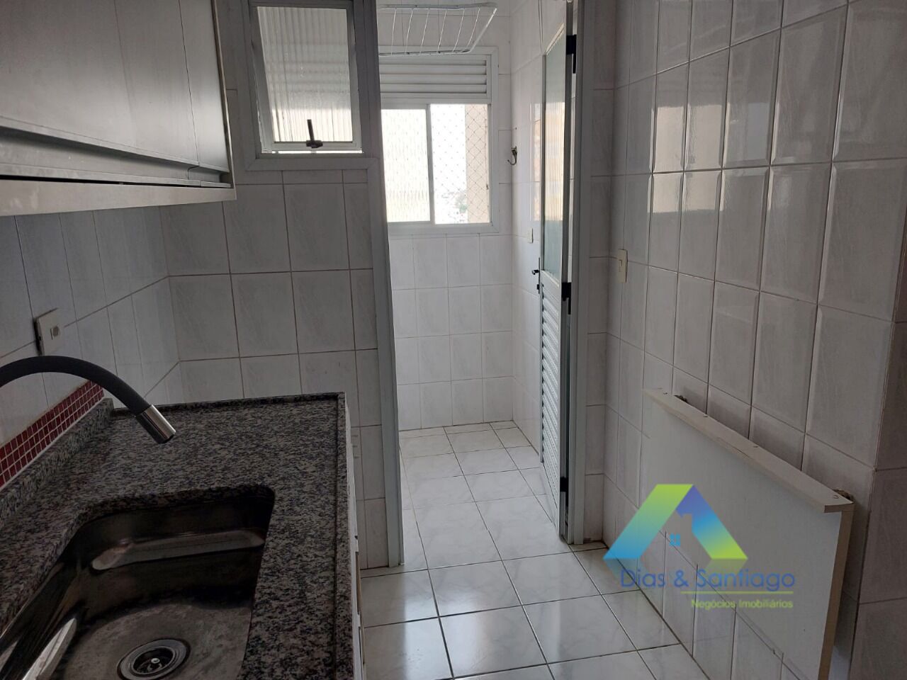 Apartamento à venda com 2 quartos, 67m² - Foto 10