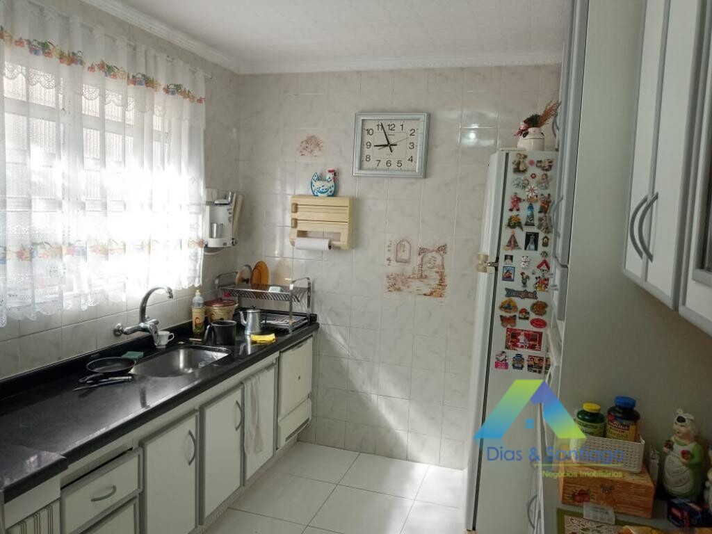 Sobrado à venda com 2 quartos, 170m² - Foto 19