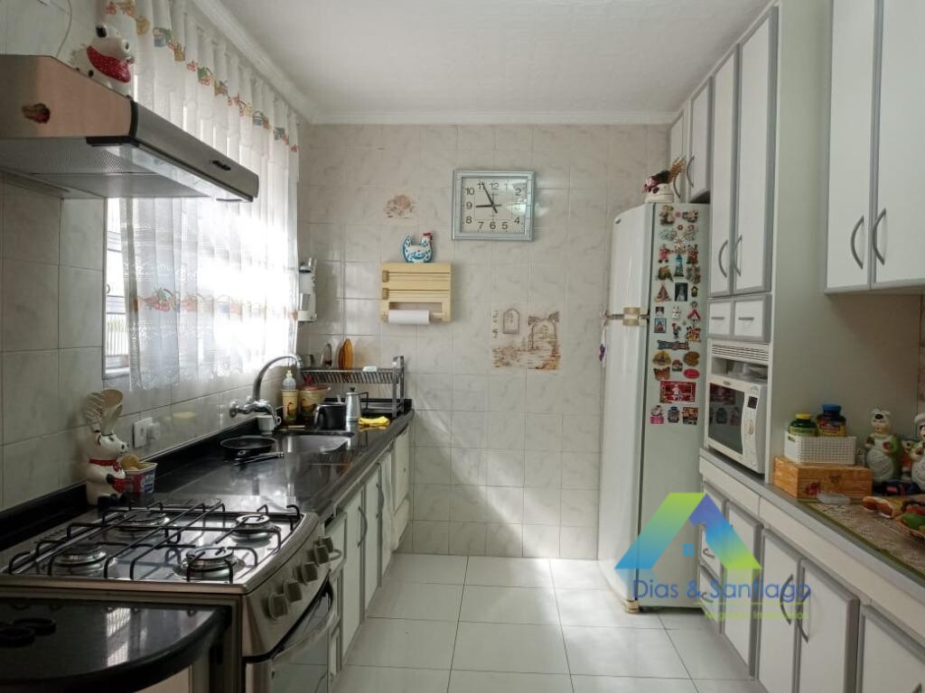 Sobrado à venda com 2 quartos, 170m² - Foto 16