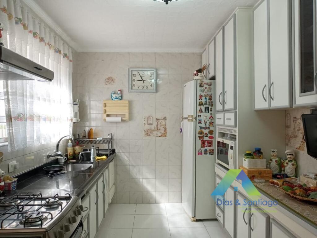 Sobrado à venda com 2 quartos, 170m² - Foto 15