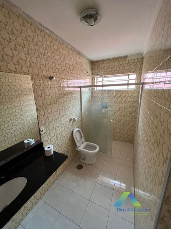 Sobrado à venda com 3 quartos, 200m² - Foto 24