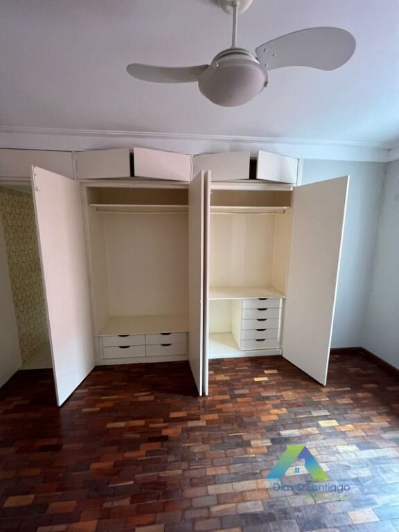 Sobrado à venda com 3 quartos, 200m² - Foto 18