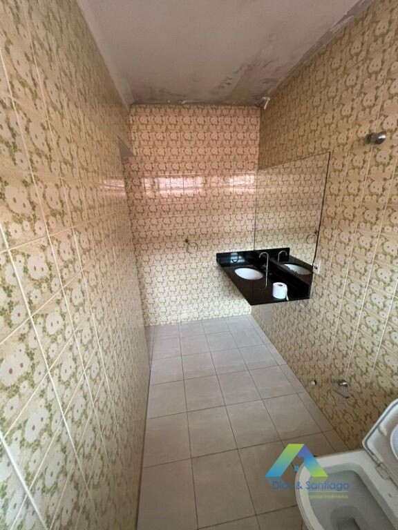 Sobrado à venda com 3 quartos, 200m² - Foto 23