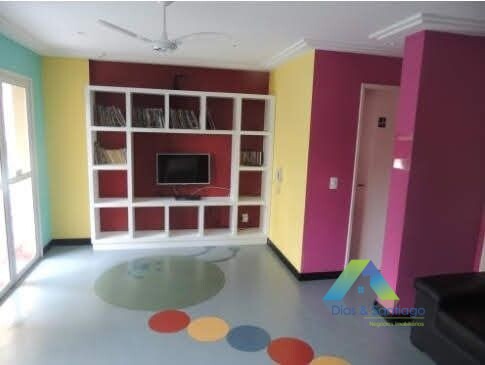 Apartamento à venda com 2 quartos, 64m² - Foto 4