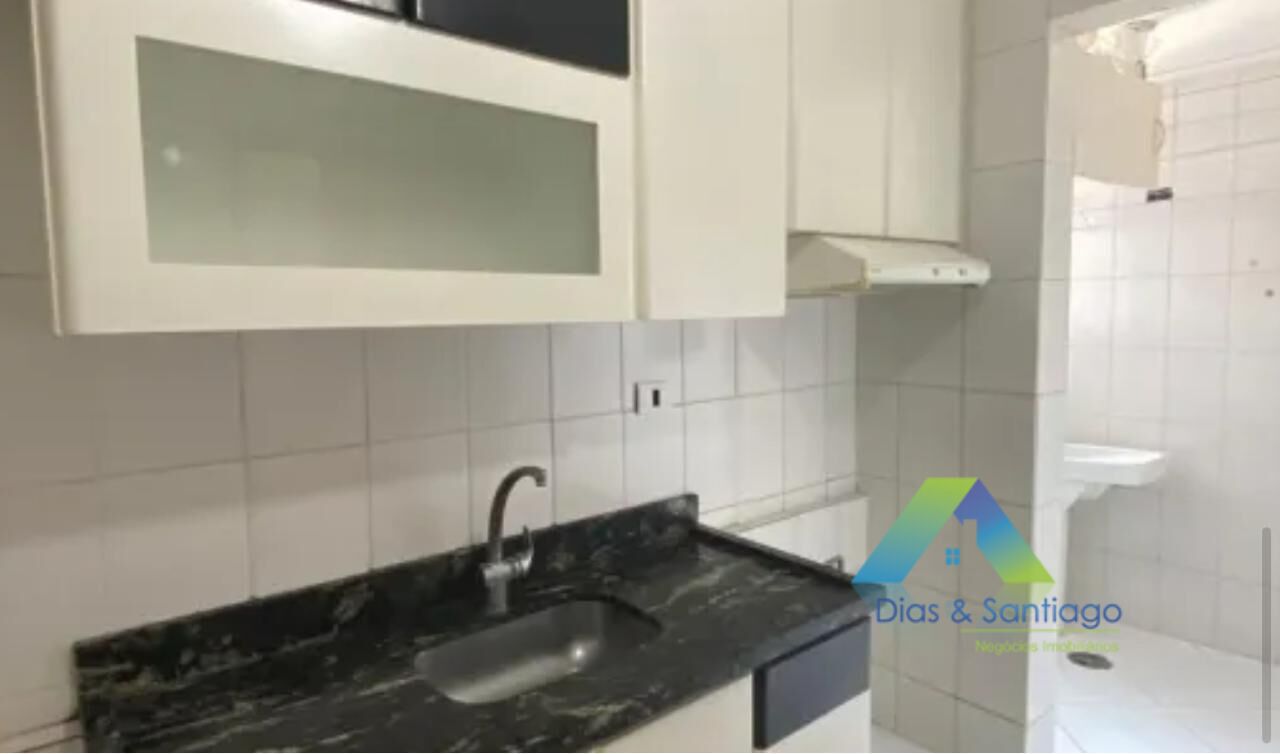 Apartamento à venda com 2 quartos, 76m² - Foto 2